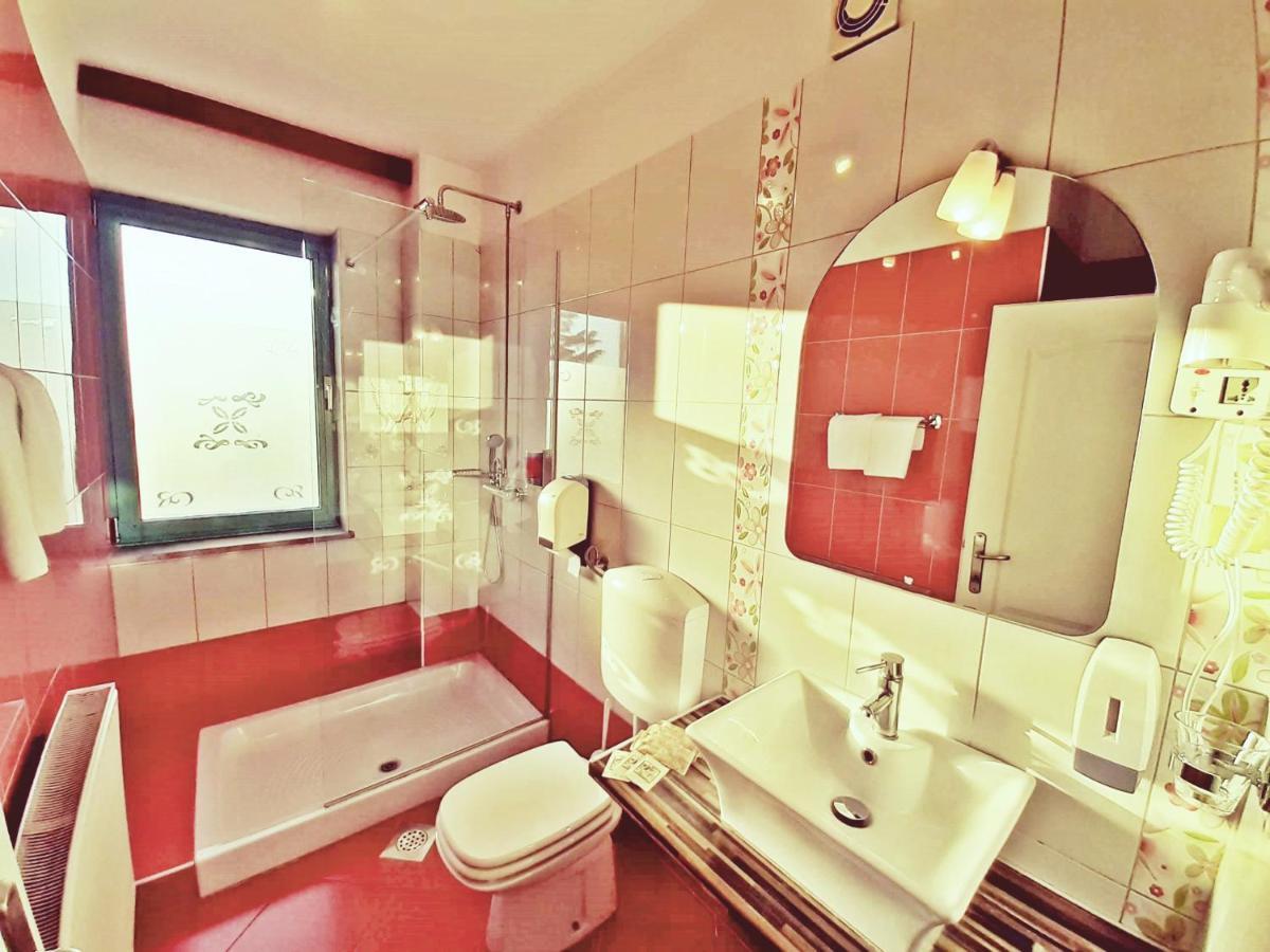 Rooms Vodisek - Depandansa Hotela Capris Capodistria Boutique Экстерьер фото